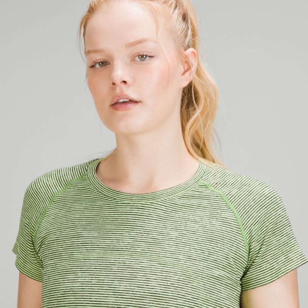 Lululemon Swiftly Tech Short Sleeve Shirt 2.0 - Picture 4 of 9